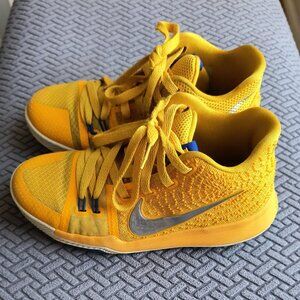 Kyrie Irving Mac and Cheese Basketball Shoes
